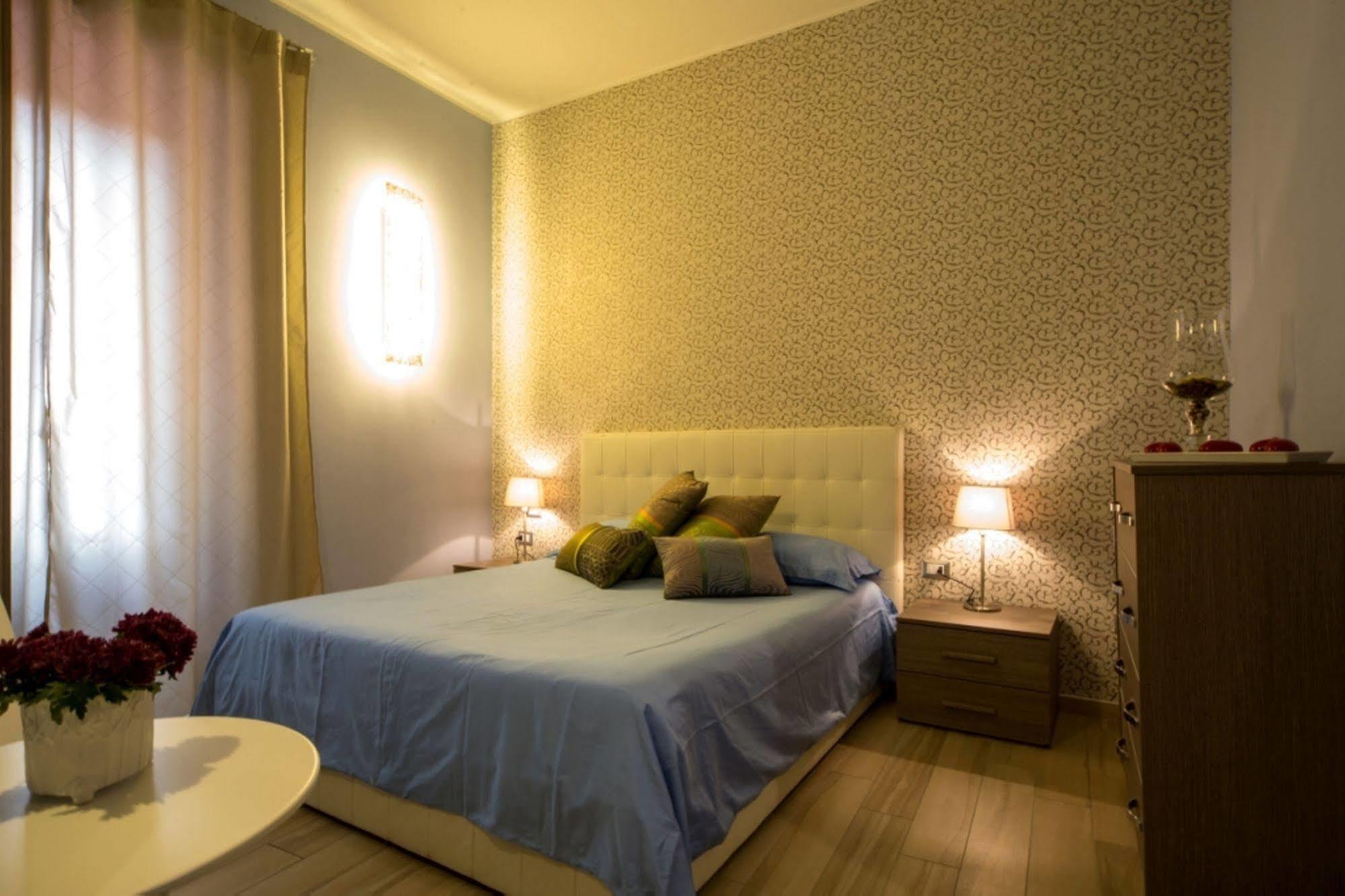 Mikale Rooms Roma Eksteriør bilde
