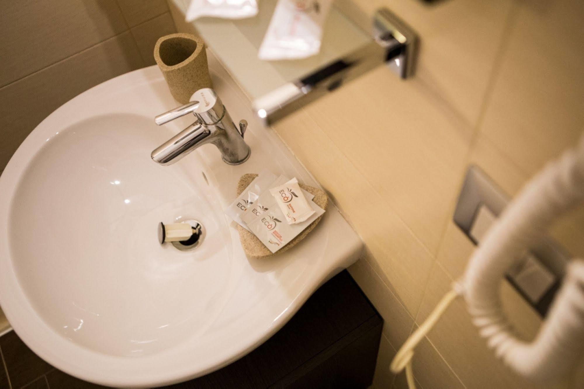 Mikale Rooms Roma Eksteriør bilde