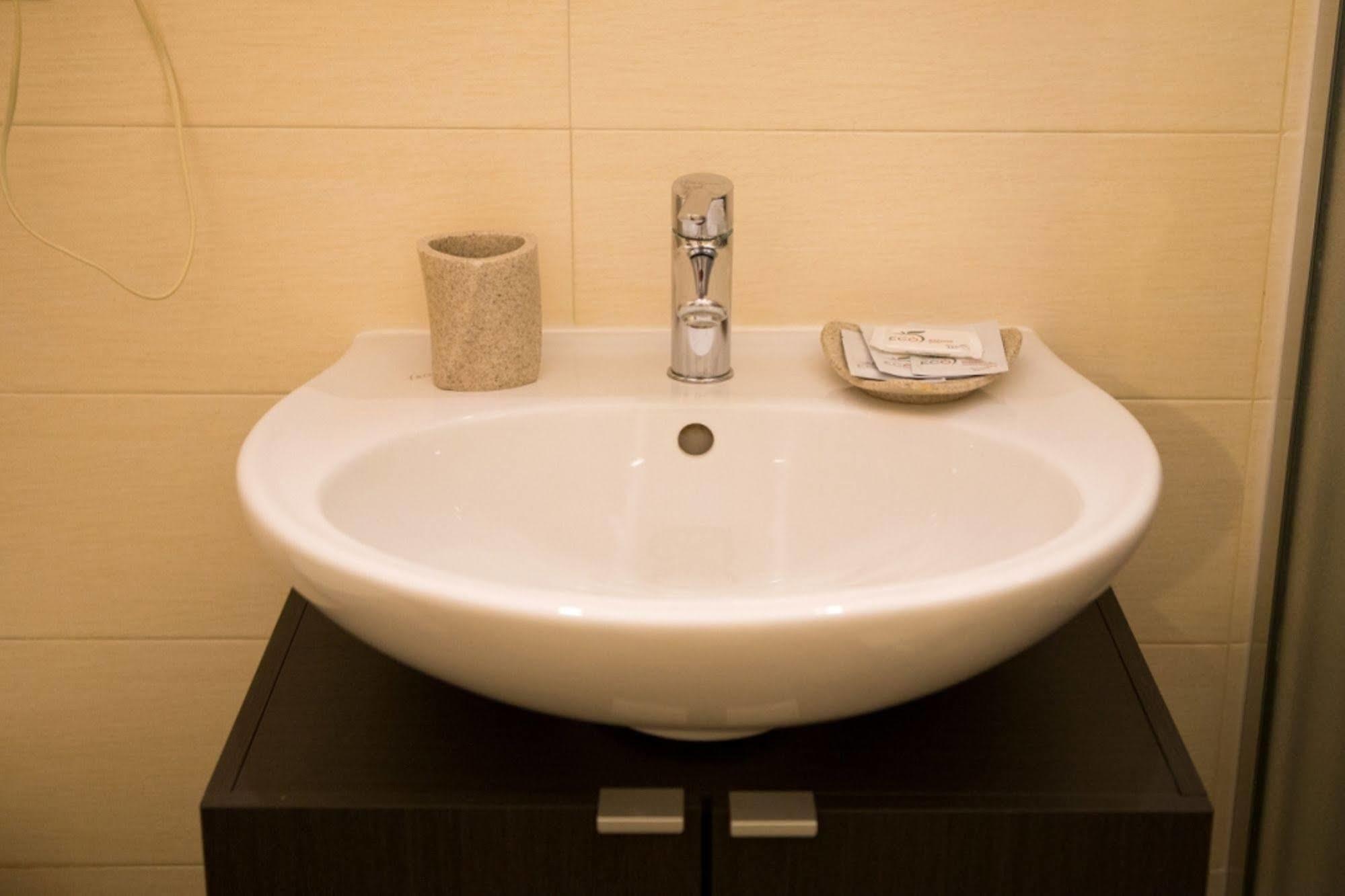 Mikale Rooms Roma Eksteriør bilde